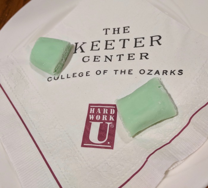 mints at the keeter center restaurant branson