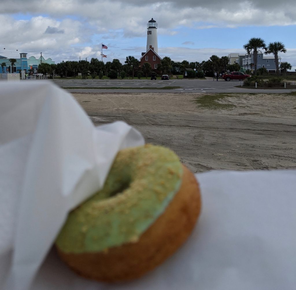 Weber's Donut in front of the St George lighthouse