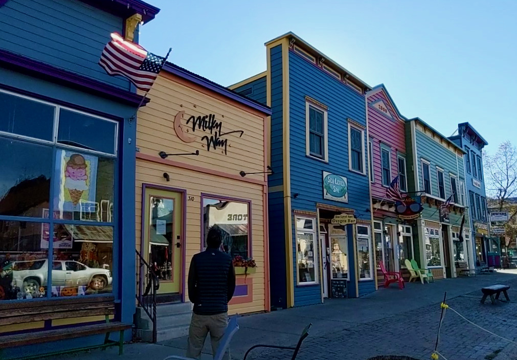 colorful buildings in downtown Crested Butte