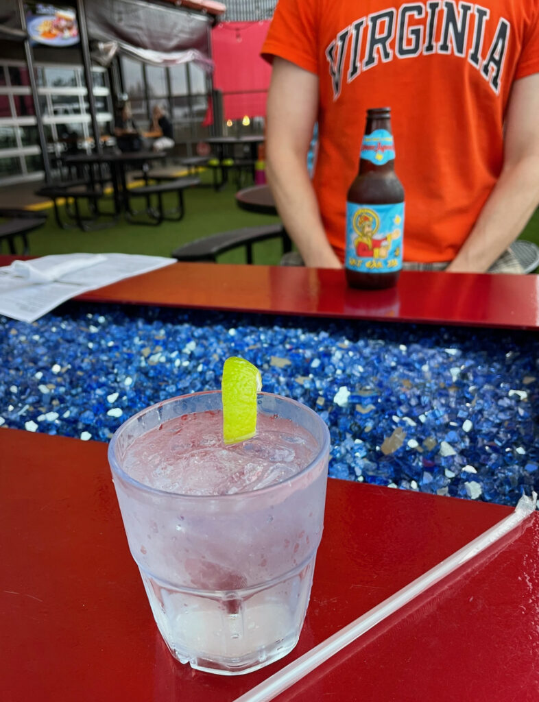 rikenjaks brewing vidor patio