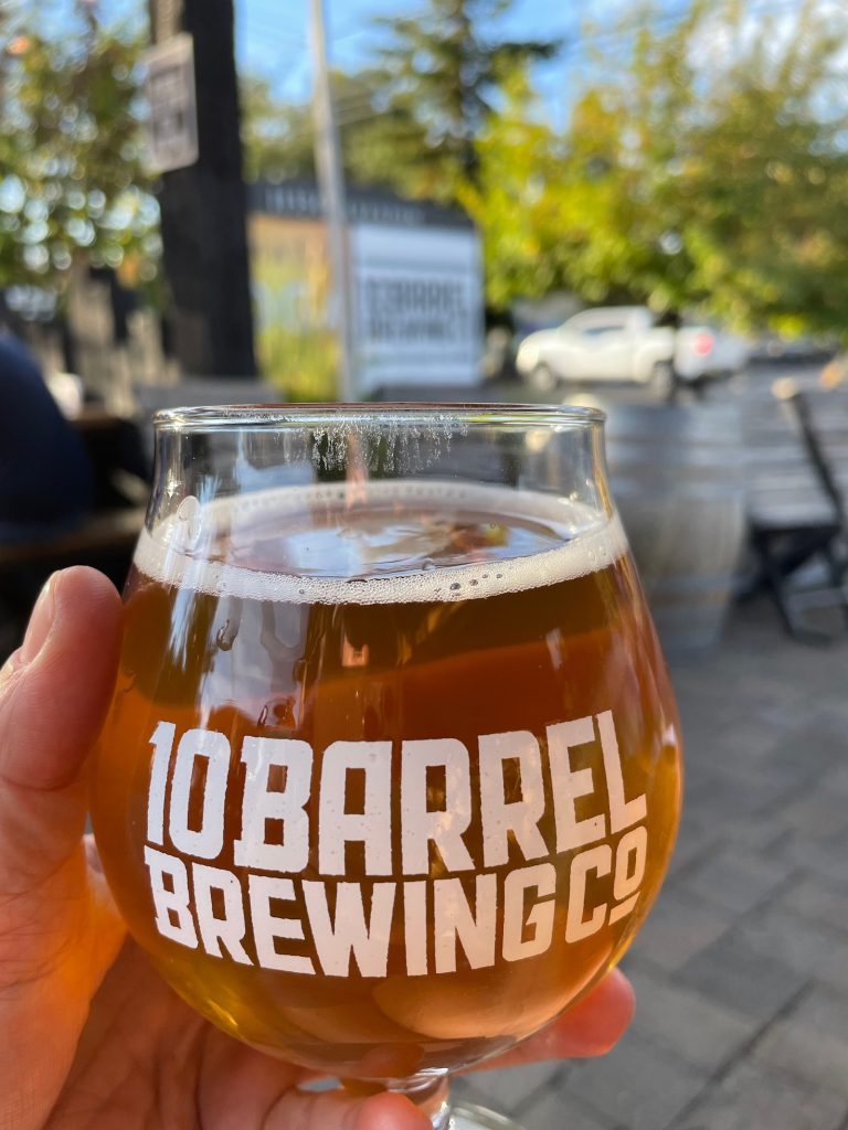 beer at 10 Barrel Brewing